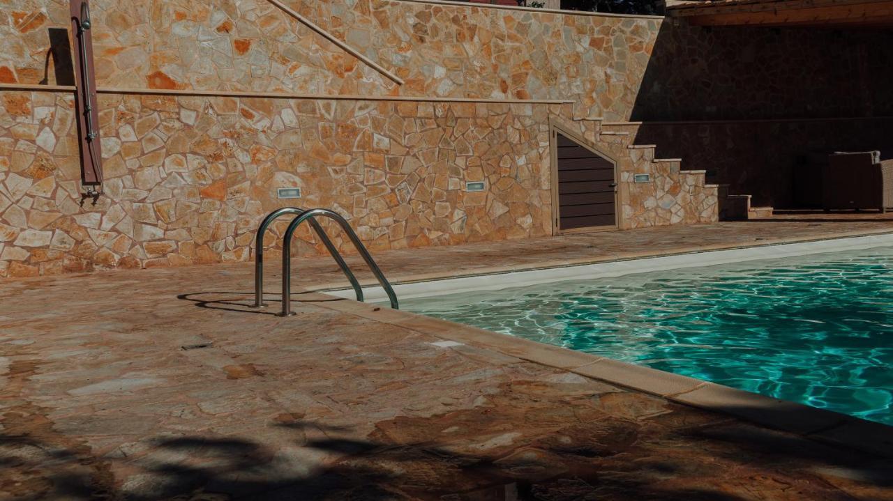 Pool And Sea View Apartments Agia Marina  外观 照片